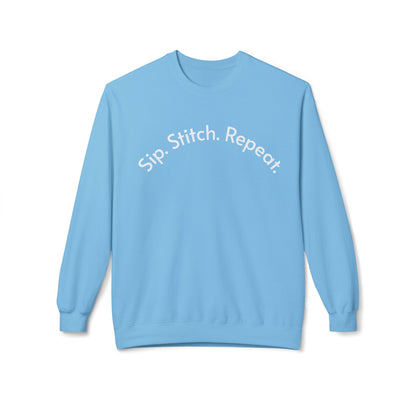 Sip Stitch Repeat™ Crochet & Knitting Sweatshirt – Brewed & Hooked Cozy Crewneck for Yarn Lovers, Coffee & Crochet Gift